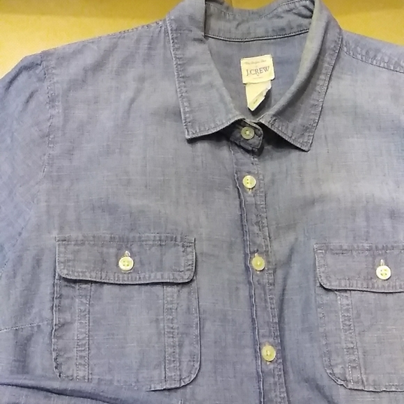 JCREW DENIM BUTTON DOWN - Picture 2 of 3
